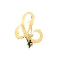 Gold letter brooch; letter C