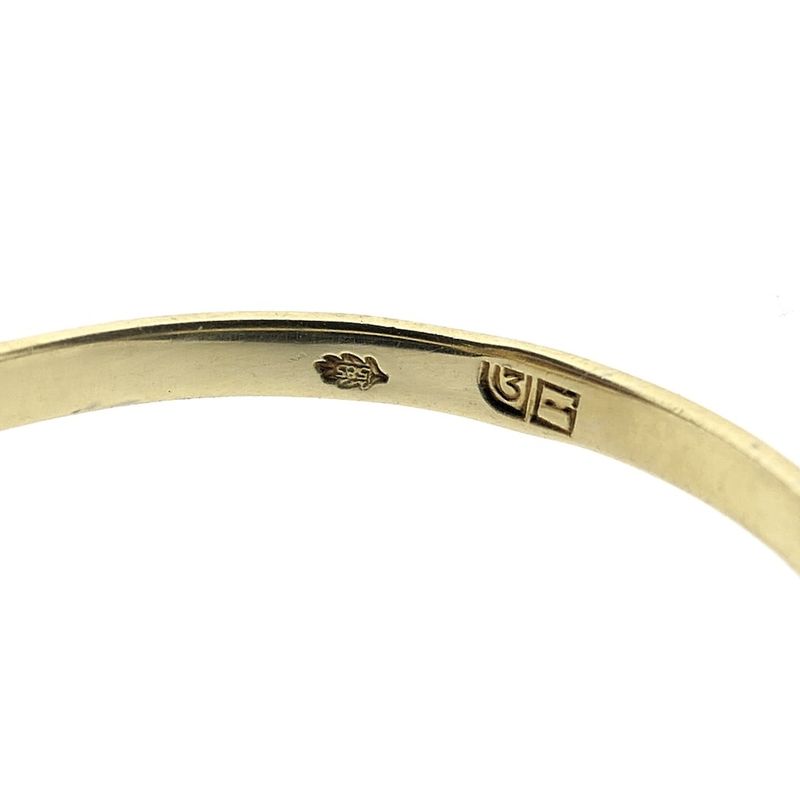 Image 8 of Gold ring with carnelian