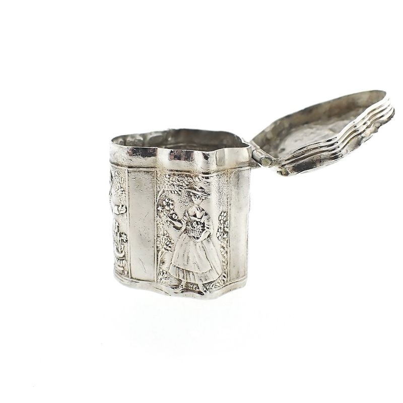 Image 4 of Vintage silver loderein box | English hallmarked