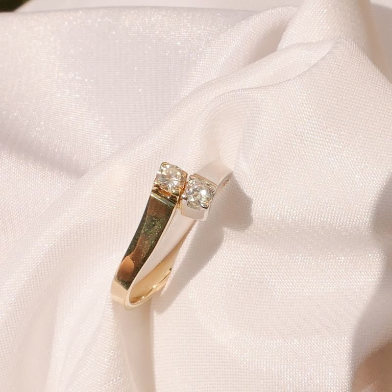 Image 2 of Two-tone gold ring with 0.38 ct. diamond | Toi et moi