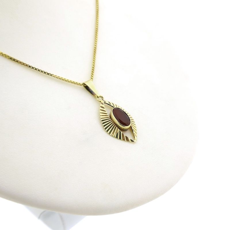 Image 13 of Vintage gold pendant with carnelian.