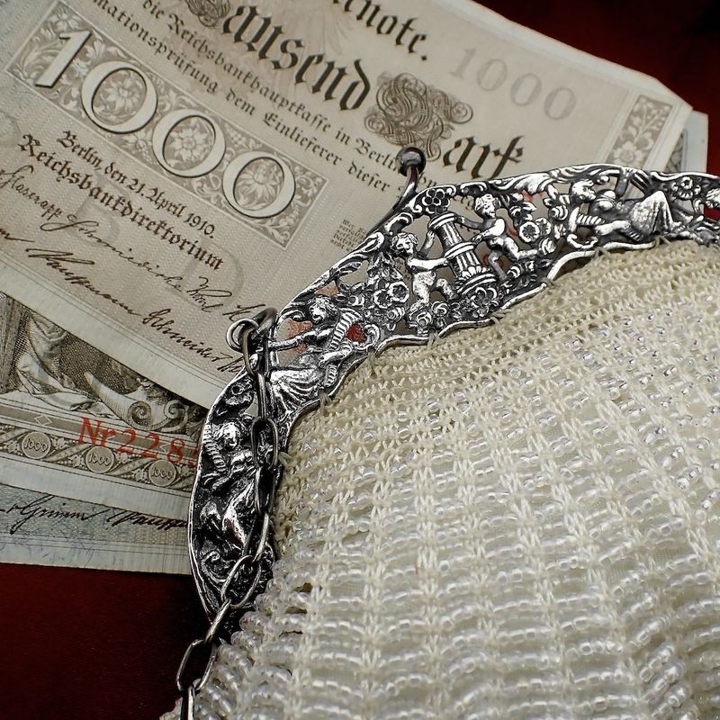 Image 10 of Antique clasp bag with silver handle and glass beads