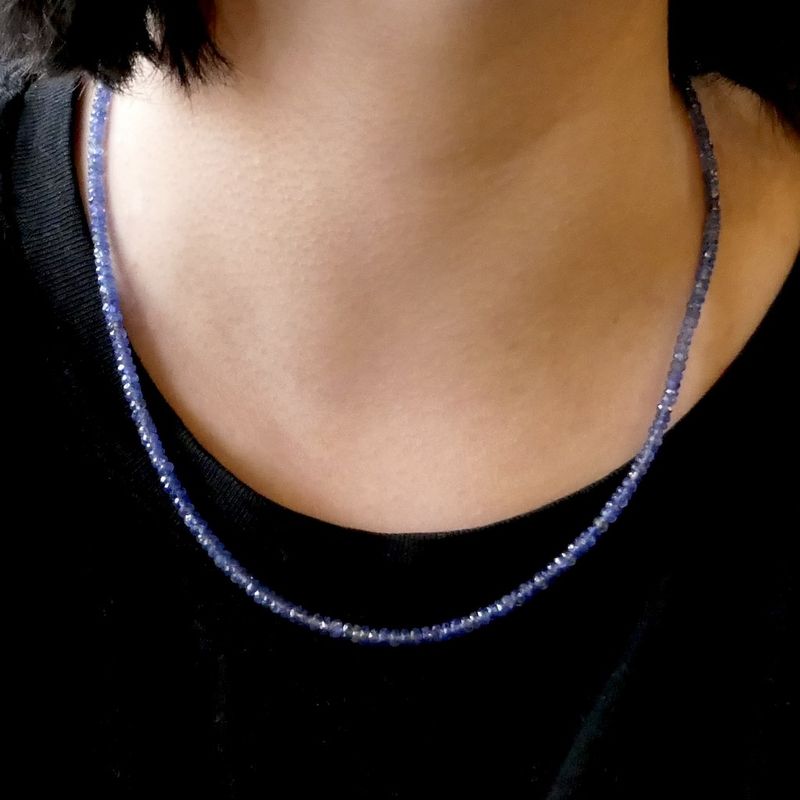 Image 10 of 9 carat sapphire bead necklace | 45 cm