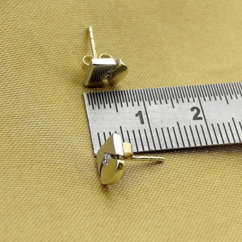 Image 7 of Bicolor gold stud earrings with zirconia