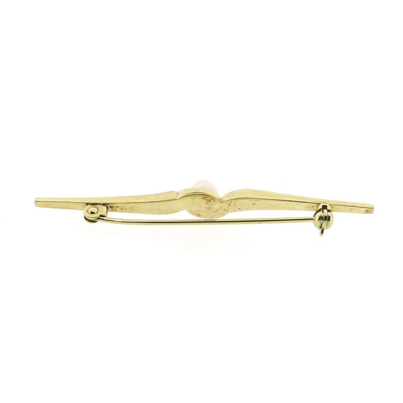Image 4 of Vintage gold brooch with pearl