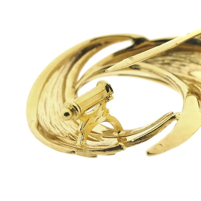 Image 6 of Golden brooch of wings