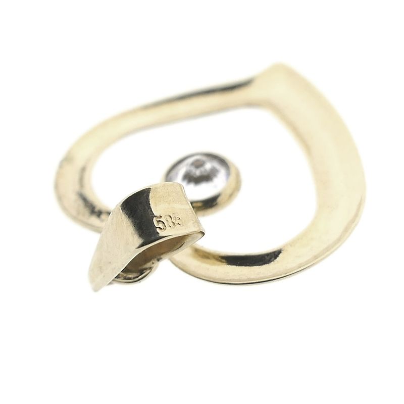 Image 6 of Gold pendant of a heart with zirconia