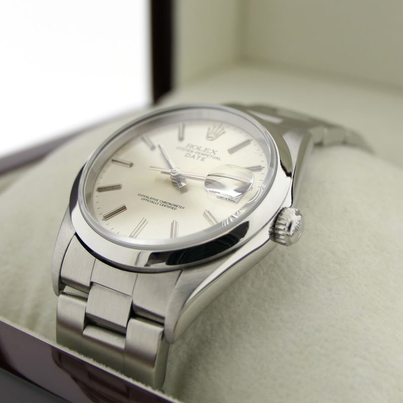 Image 11 of Rolex Date 15200; Automatic unisex watch