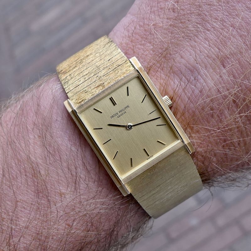 Image 15 of Patek Philippe Gondolo; 18k gold men's watch with papers from 1966