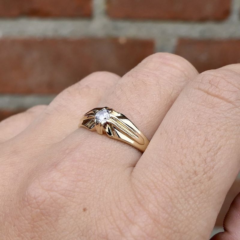 Image 11 of Gold solitaire ring with zirconia