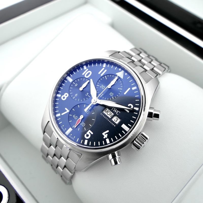Image 16 of IWC Pilot's Chronograph IW388102; Automatic men's watch