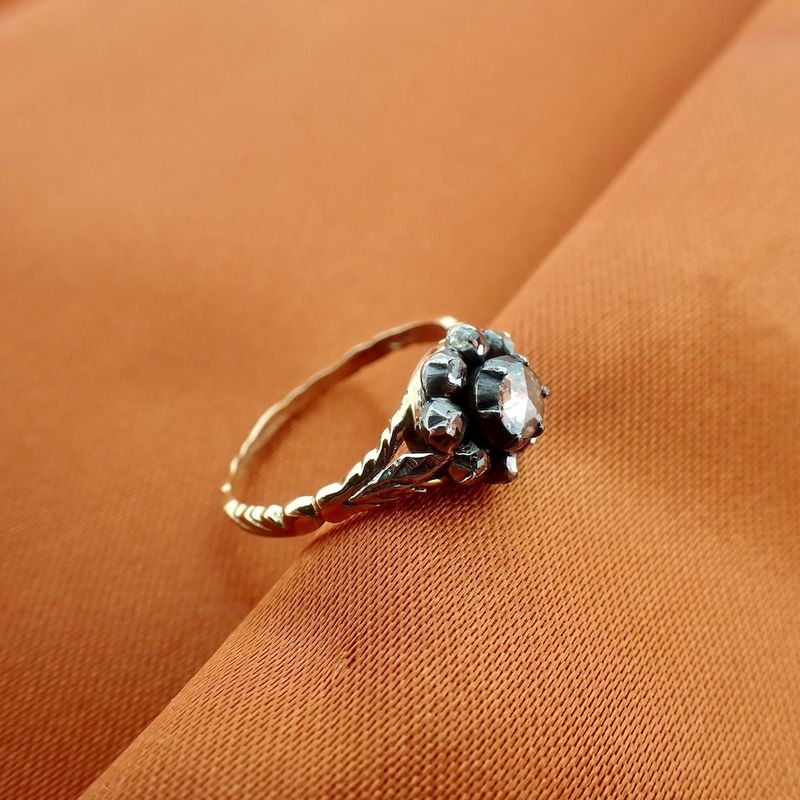 Image 8 of Antique gold ring with rose-cut diamonds | approx. 0.26 ct.