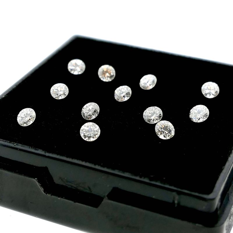 Image 1 of Set 1.01 ct. Brilliant-cut Natural Diamonds; Color F/G Quality; VS-SI + Quality Report