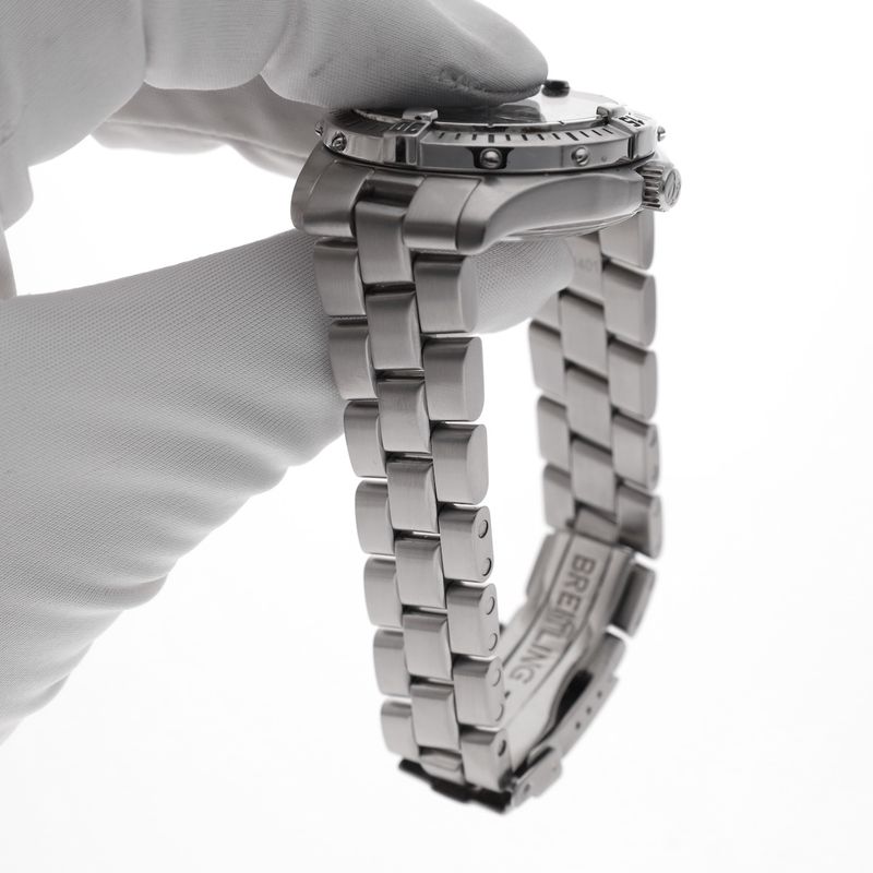 Image 18 of Breitling Colt 38mm A64350; Quartz men's watch