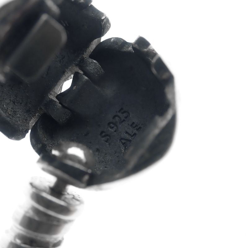 Image 5 of Pandora Moments bracelet with heart clasp; Silver; Snake Chain | 20 cm