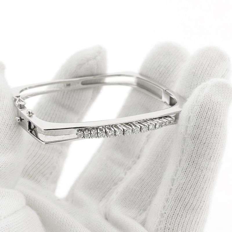 Image 7 of White gold bracelet with diamond; Size XS