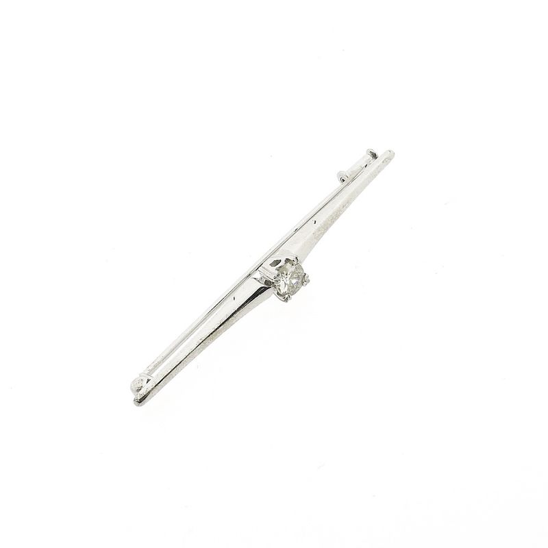 Image 3 of White gold brooch with diamond