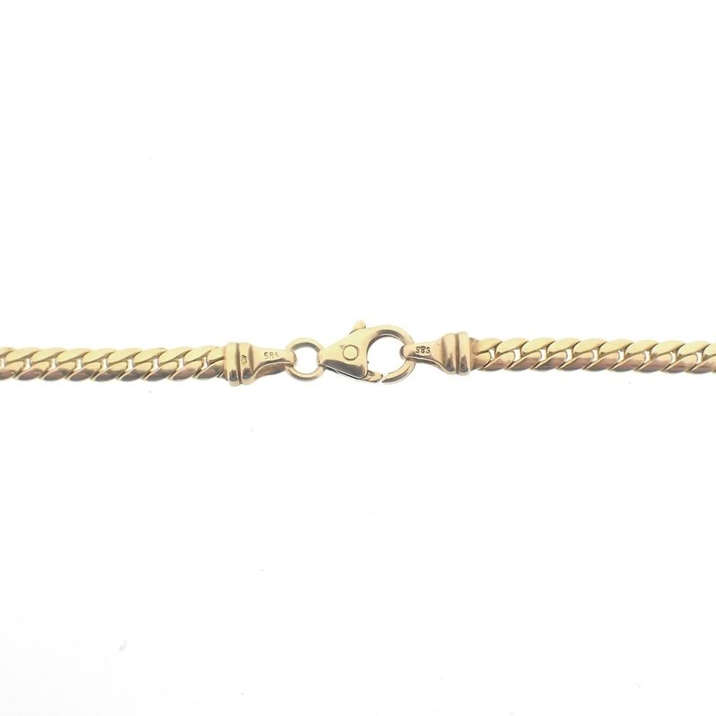 Image 6 of Golden gourmet link chain.