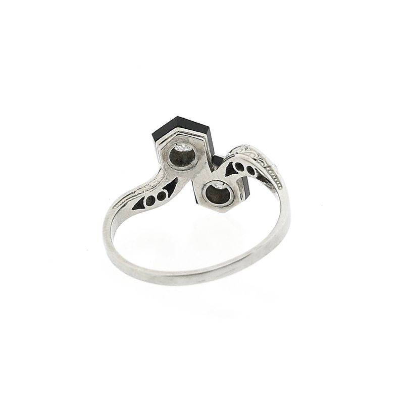 Image 6 of White Gold Ring with Diamond and Onyx; 0.40 ct; 14K; Size 17.25