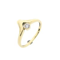 Gold ring with zirconia