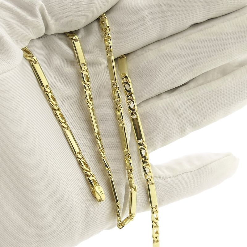 Image 10 of Gold closed Figaro link chain