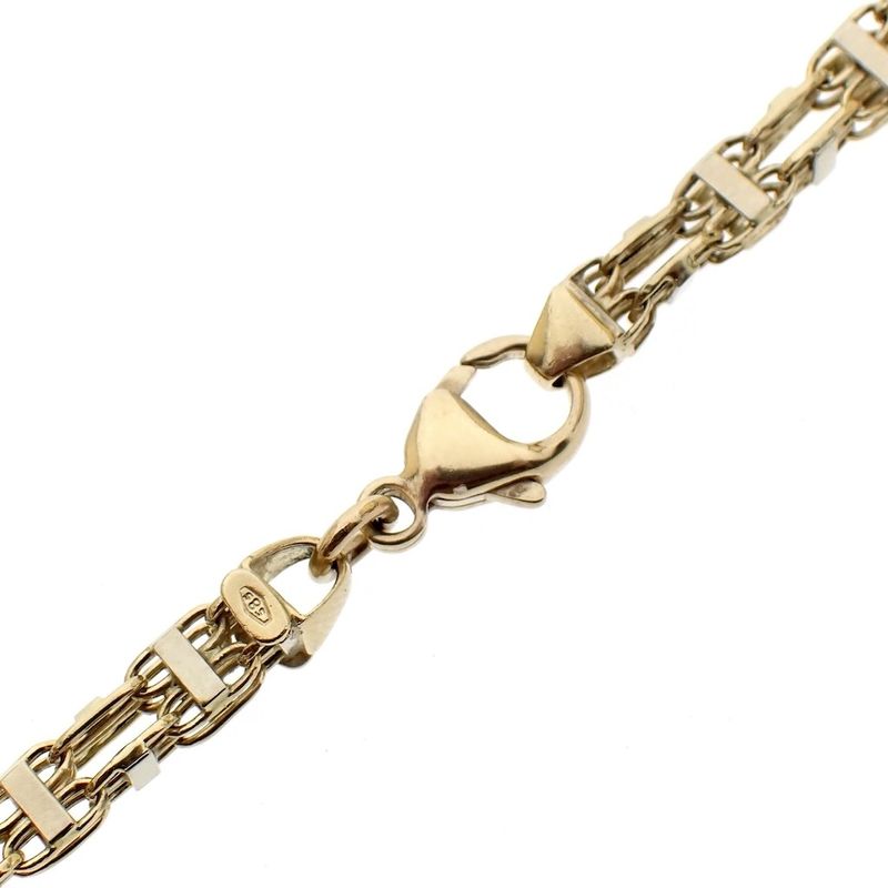 Image 5 of Exclusive gold magnum link necklace | 70 cm