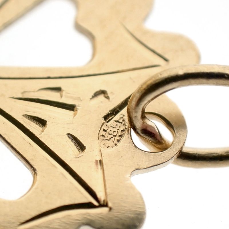 Image 5 of Gold pendant | Huguenot Cross