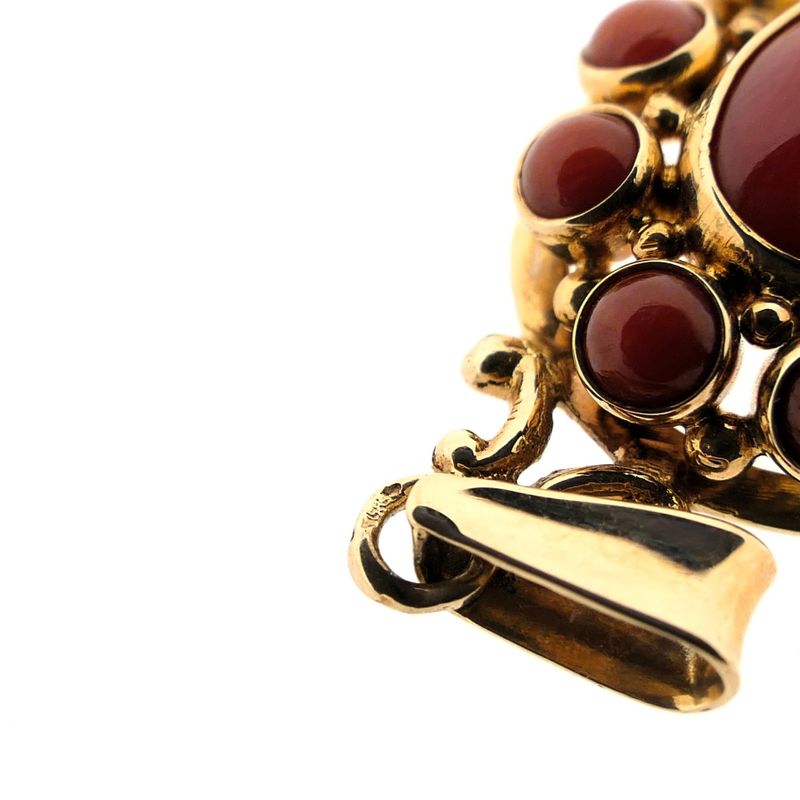 Image 7 of Gold pendant with blood coral