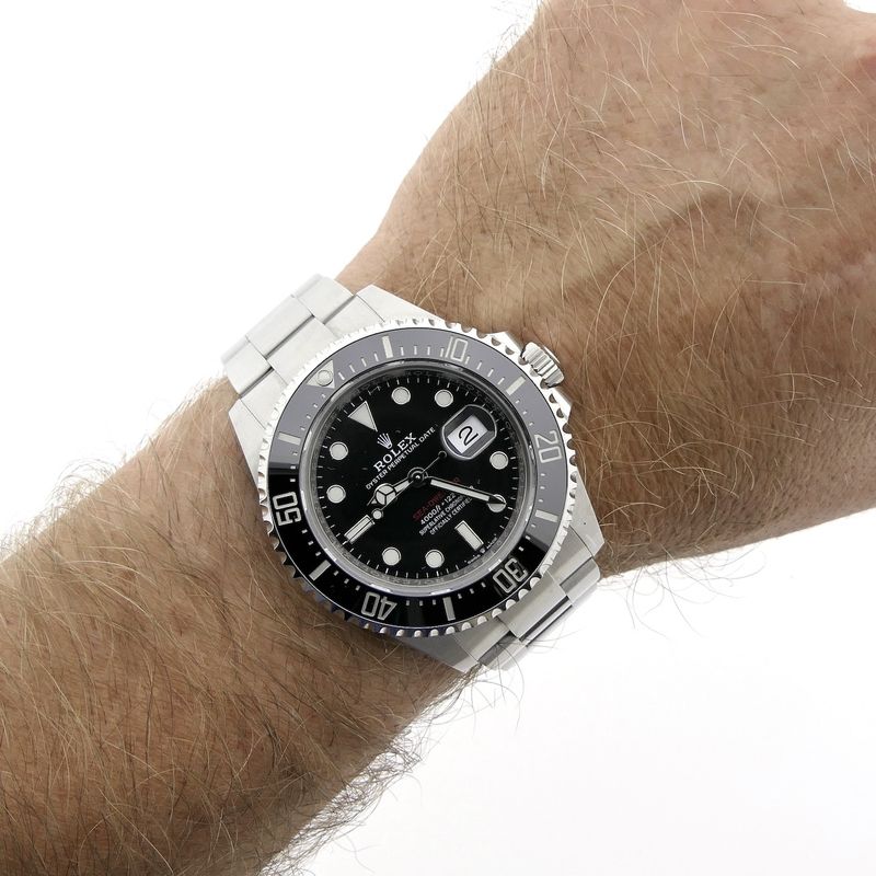 Image 13 of Rolex Sea-Dweller 43mm 126600; Automatic men's diving watch