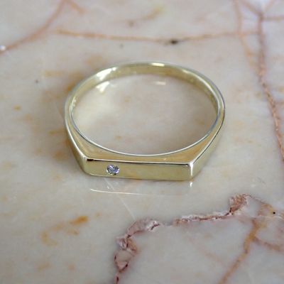 Image 2 of Gold solitaire ring; Jeunesse | Diamond 0.015 ct.