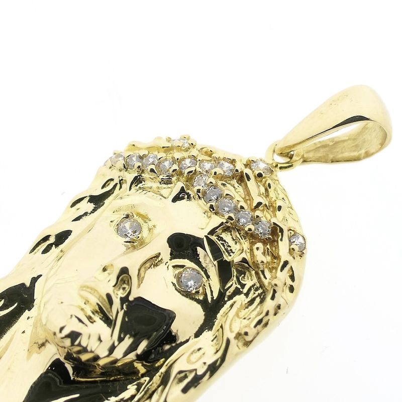 Image 7 of Gold pendant with the face of Jesus and zirconia