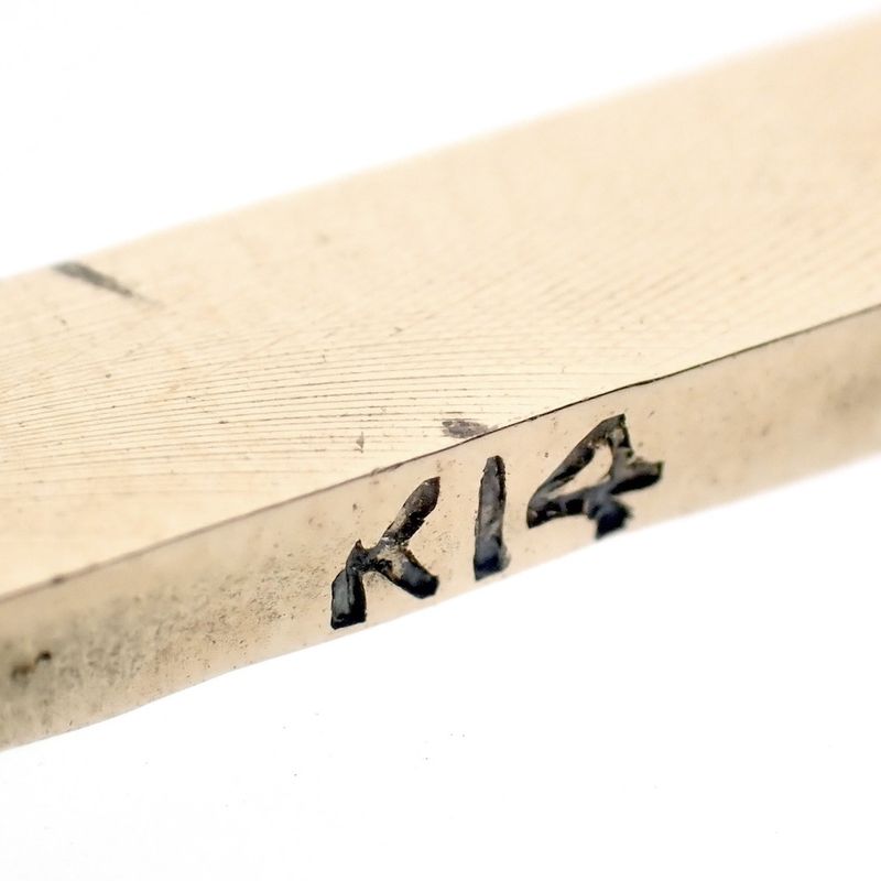 Image 7 of Gold pendant of a cross