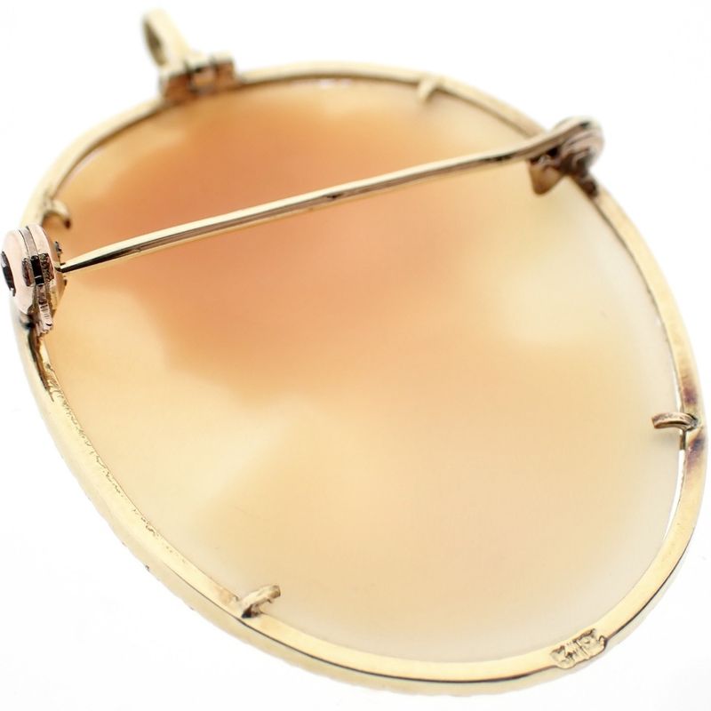 Image 4 of Gold brooch/pendant with cameo
