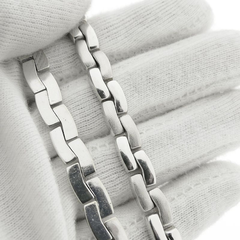 Image 8 of Solid white gold necklace.