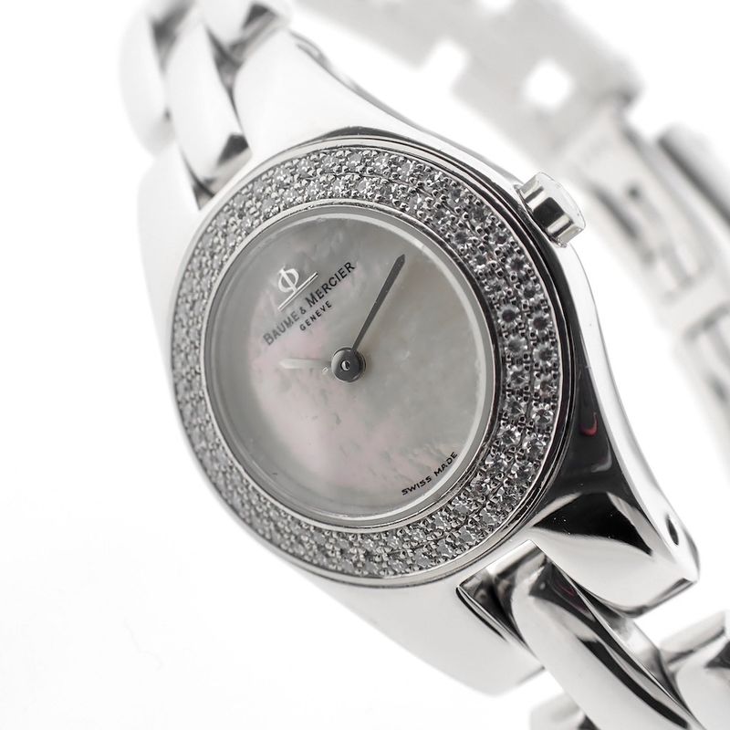 Image 4 of Baume Mercier Linea; 18k gold women's watch with diamonds and mother-of-pearl dial