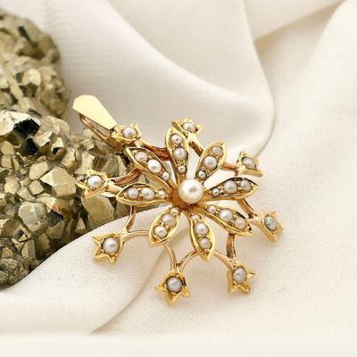 Image 2 of Gold Pendant with Cultured Pearls