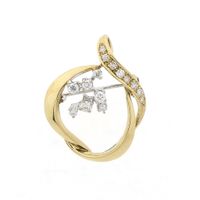 Gold brooch with diamonds; 0.225 ct.