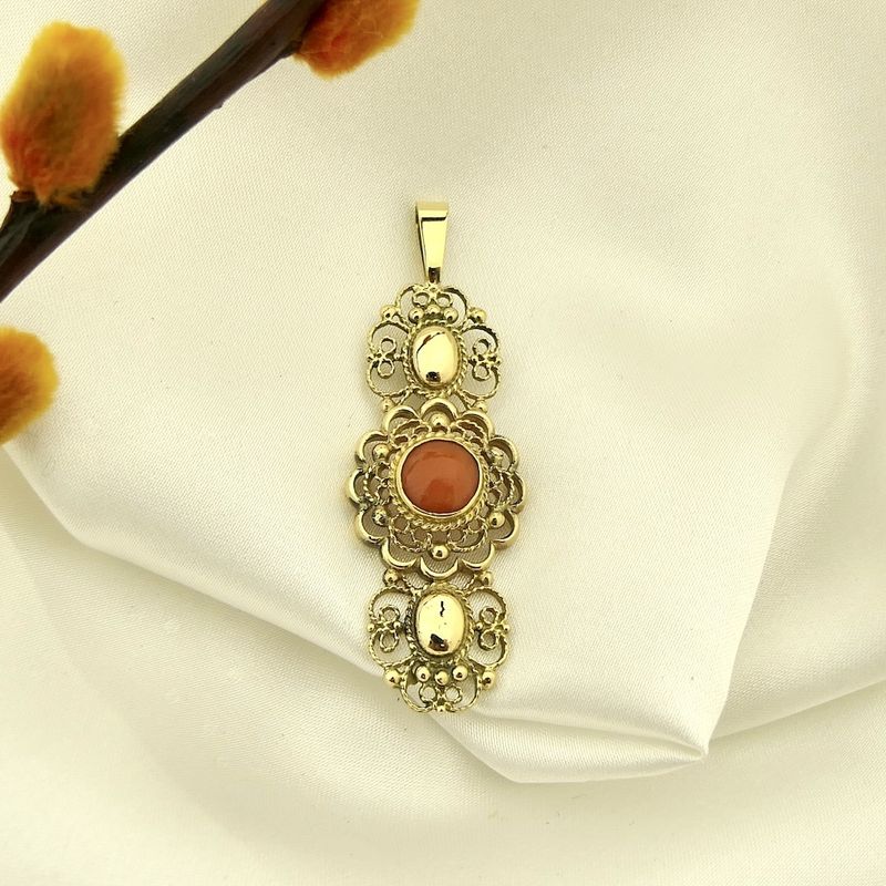 Image 7 of Antique gold pendant with blood coral
