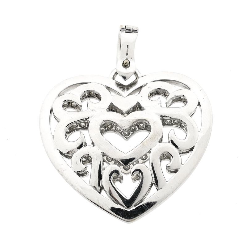Image 3 of White gold heart pendant with diamonds; 0.815 ct.