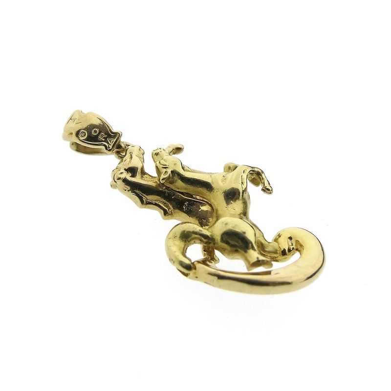 Image 5 of 18 carat gold pendant of a horse with foal