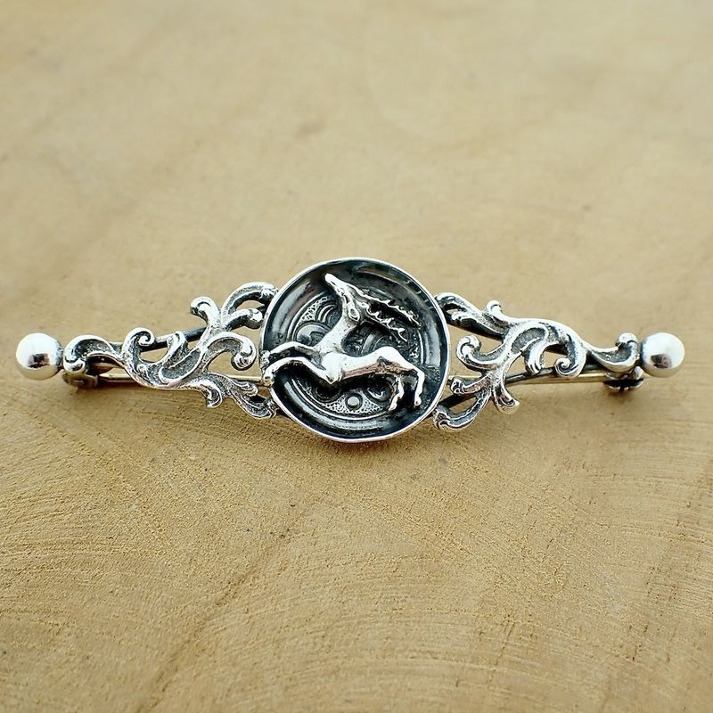 Image 2 of Vintage silver brooch with deer