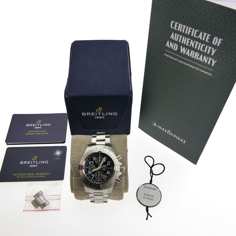 Image 18 of Breitling Avenger Chronograph GMT 45 A24315; Automatic men's watch