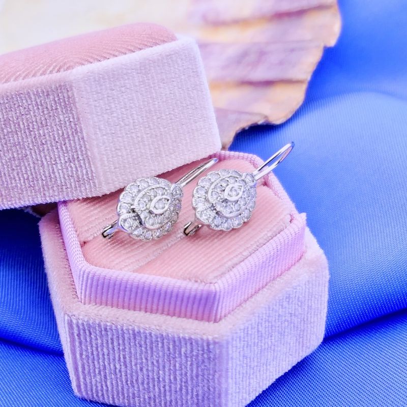 Image 10 of White gold stud earrings with zirconia