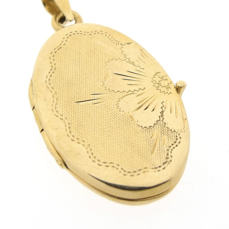 Image 8 of Vintage gold locket pendant | Floral design