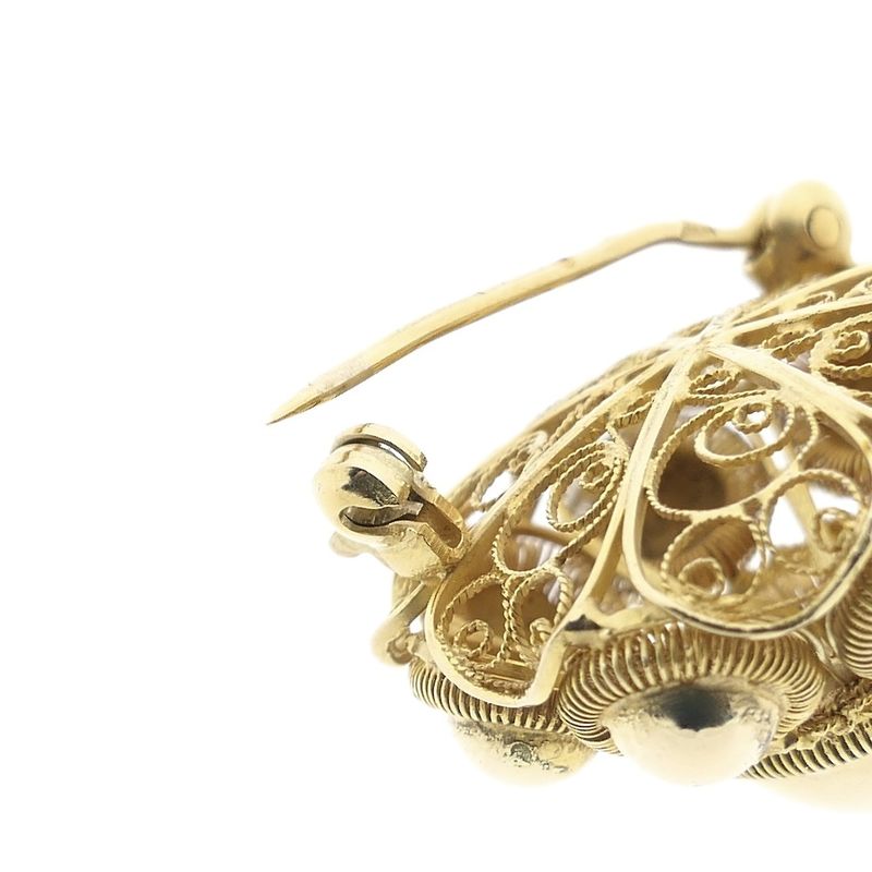 Image 8 of Vintage gold brooch with Zeeland buttons.