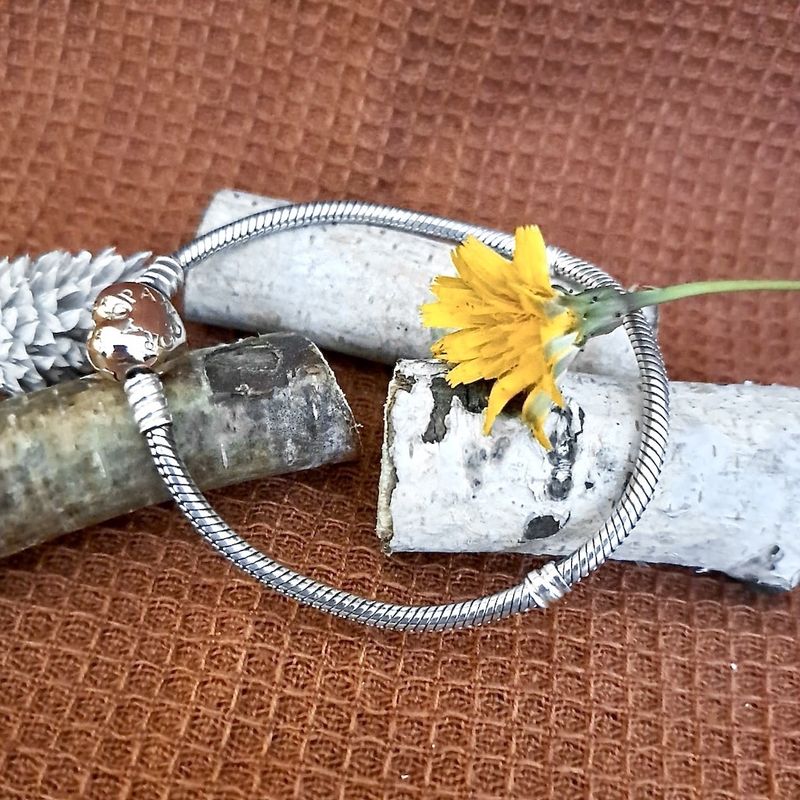 Image 2 of Pandora Moments bracelet; Silver with rose gold-plated clasp; Heart and snake chain | 19.5 cm