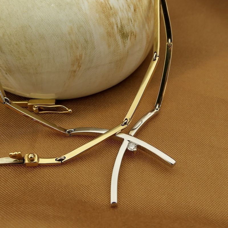 Image 2 of Two-tone gold bar necklace with a fixed pendant and diamond