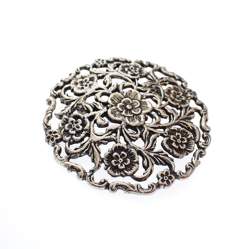 Image 1 of Large silver brooch | Floral design