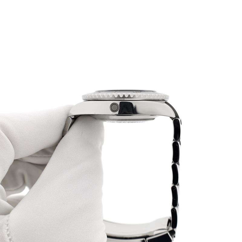 Image 6 of Rolex Sea-Dweller 43mm 126600; Men's diving watch