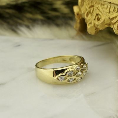 Image 2 of Gold fantasy ring with zirconia